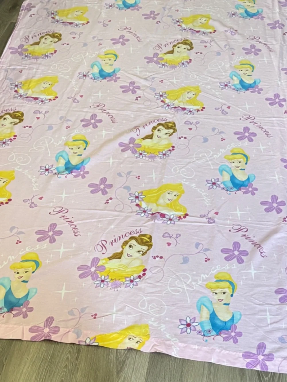 VINTAGE Disney Princess Bell Cinderella Aurora Pink Flat Sheet Twin Pink 1990's
